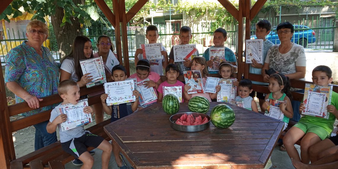 Смях и настроение на динения празник в Петко Славейков