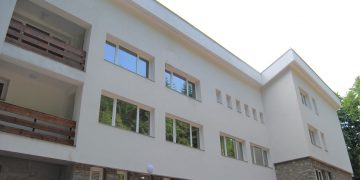 Обновената база на СЦДП в местността Узана вече посреща туристи