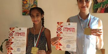 Илдъз, Мерал и мъжката певческа група от Горна Росица – със златни медали от националния фестивал “Фолклорен извор”