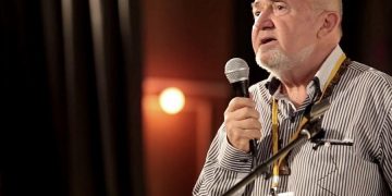 IN MEMORIAM ЗА ЕМИЛ ЕЛМАЗОВ