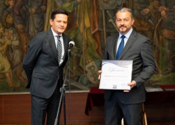 Община Севлиево бе удостоена с годишната награда за „Успешен мениджмънт в туризма“