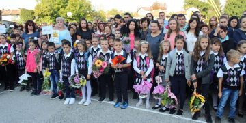 В изцяло ремонтирани учебни и детски заведения започна новата учебна година в Община Севлиево