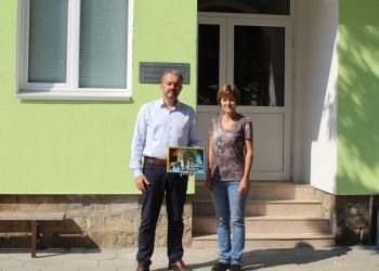 Кметът Д-р Иван Иванов посети обновената сграда на детски комплекс „Йовко Йовков“