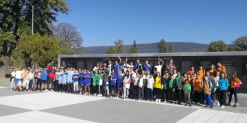 По случай празниците на Севлиево се проведе лекоатлетическа щафета за ученици