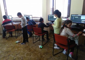 Деца от ДГ “Радост” и ОУ “Хр. Ботев” гостуваха на Градската библиотека