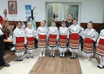 За празниците и пенсионерите