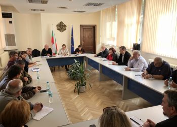 Контролът за чума по свинете продължава и в ловния сезон за глигани