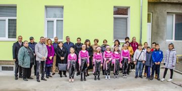 Обновен двор на детския комплекс – поредното дарение от “Севлиево 21 век”