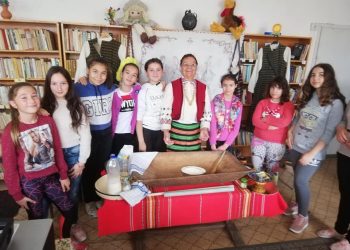 По интересен начин почетоха Деня на народните будители в Сенник