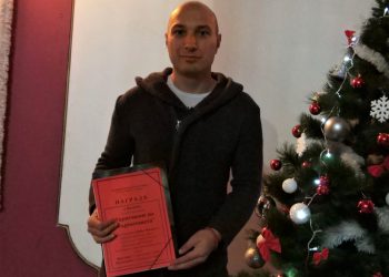 Учител по история ще гледа постановка в Шекспировия театър “Глоуб”