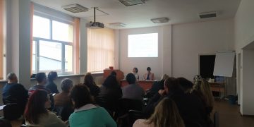 Обучават зрелостниците за първото им работно място