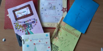 Петокласници сами си направиха библиотека