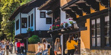 226 070 са посетителите на музей “Етър” през 2019 г.