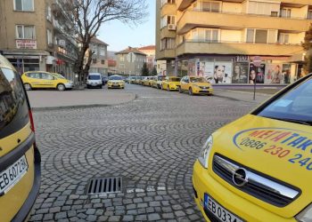 ОбС реши броят на такситата да е 75, повиши тарифите им с по 10 стотинки