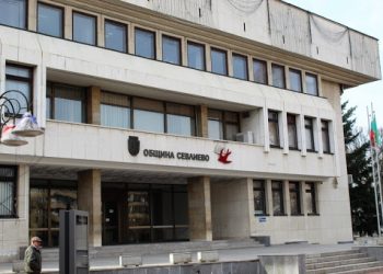 Кметът на община Севлиево д-р Иван Иванов събира представителите на всички здравни заведения