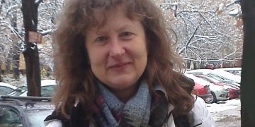 Надежда Денева: “Всички земни грехове се хвърлят върху ромите. Това не е решение, а опит да се запали фитила към буре с барут”