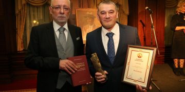 Ярослав Дончев с приз „Буров“ за индустриално управление