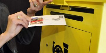 Епистоларен конкурс за млади хора обявиха “Български пощи”