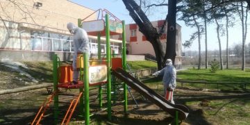 Община Севлиево дезинфекцира съоръжения и обществени места с по-голяма концентрация на хора