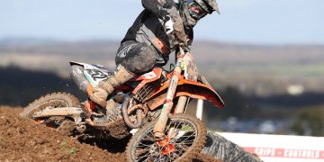 Петър Петров взе две точки в първия кръг на световното по мотокрос