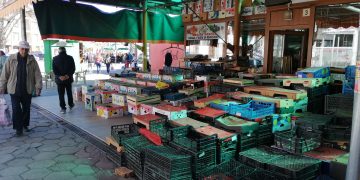 Първи петък без пазар, улиците поопустяха