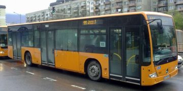 Маски на лицето при пътуване в такси или автобус