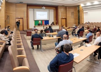 Първото редовно заседание на ОбС след обявяването на извънредното положение в страната