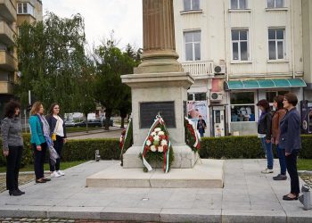 Почетохме Деня на Ботев