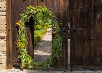 Еньовденски празници в ЕМО “Етър”