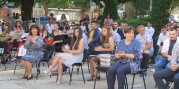 ПГМЕТ “Ген. Иван Бъчваров” изпрати абитуриентите си