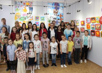 Галерия “Видима” днес възстановява изложбената си дейност