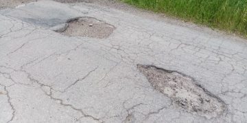 Севлиевци питат: “Трябва ли да има ПТП със загинали, за да се направи ремонт на пътя към Богатово?”