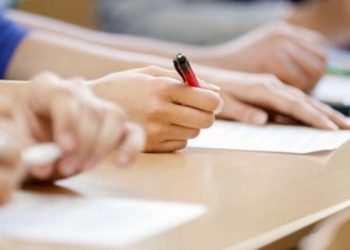 213-ма зрелостници днес са на матура