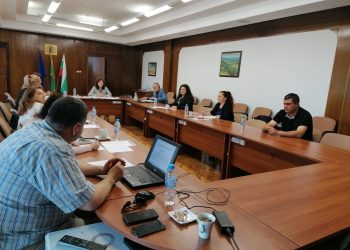 Общинската преброителна комисия проведе първото си заседание