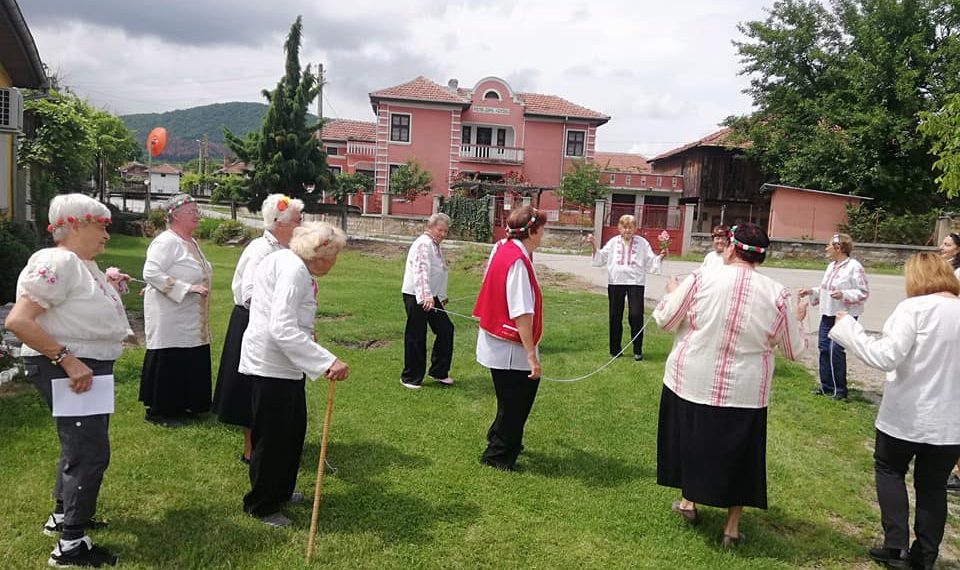 Деня на българския фолклор отбелязаха в Сенник