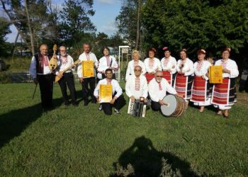 Фолклорна формация “Веселина” – с куп награди от “Фолклорни нюанси”