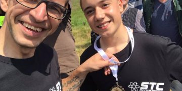 Юношите и мъжете също се представиха добре