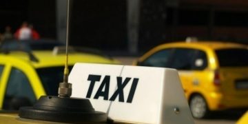 Увеличиха броя на таксиметровите местостоянки пред болницата