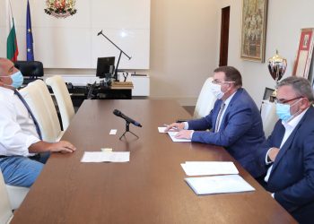 Болниците и медиците – готови да лекуват пациенти с COVID-19