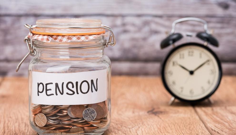 За стаж за пенсия ще се признава периодът на грижи за деца с право на чужда помощ и с по-малко от 90% степен на увреждане