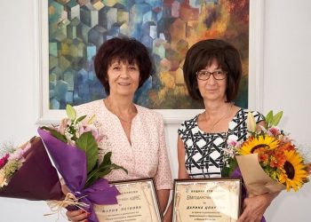 Д-р Иван Иванов връчи благодарствени писма на Мария Петкова и Дарина Цонкова