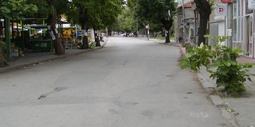 Възрастните хора от Севлиево искат петъчния пазар да се върне на старото място