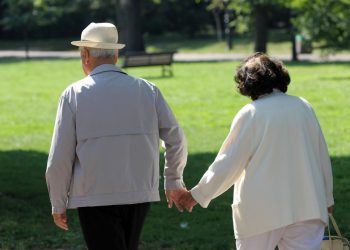 Над 2,1 милиона пенсионери ще получат добавка към пенсиите си за месец ноември