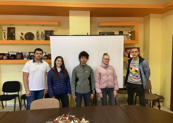 Вярваме в бъдещето на фестивала “Вълшебникът театър”, както в това на децата ни