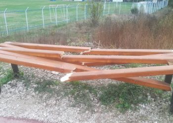 Жесток погром над пейките на велоалеята