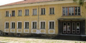 Читалището в Богатово с благородна кауза, ще зарадва медиците с коледни картички