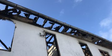 Пожар изпепели къща във Валевци, жена остана без дом