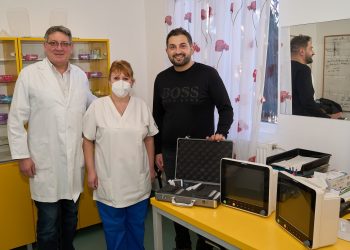 Съвременен ларингоскоп и два пациентски монитора дари на севлиевската болница д-р Алдин Али