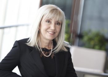 Министър Аврамова за тунела под Шипка и пътната инфраструктура в общините Габрово и Севлиево през 2021 г.