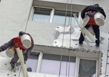 Санирането на жилищни сгради през 2021-2027 г. ще става по няколко програми